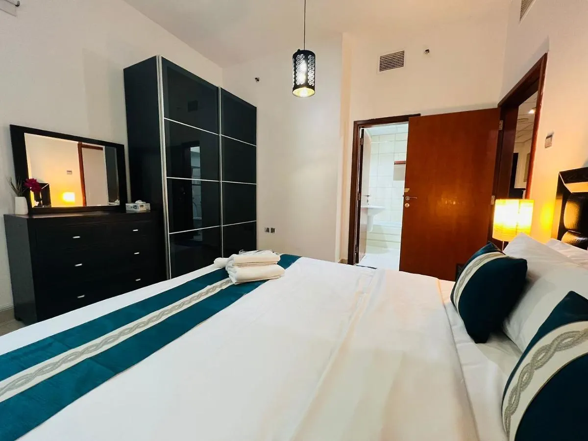 Entire Private Self Catered Apartments Marina Dubai
